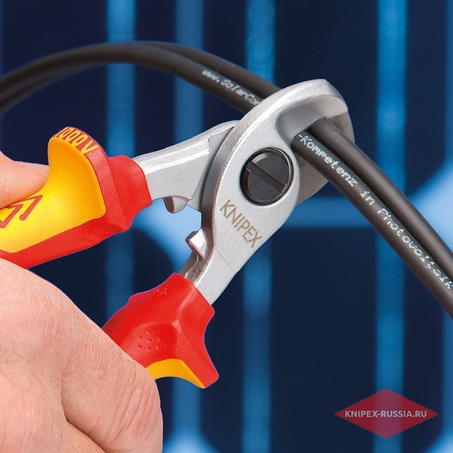 Ножницы для резки кабелей с раскрывающей пружиной KNIPEX KN-9526165SB